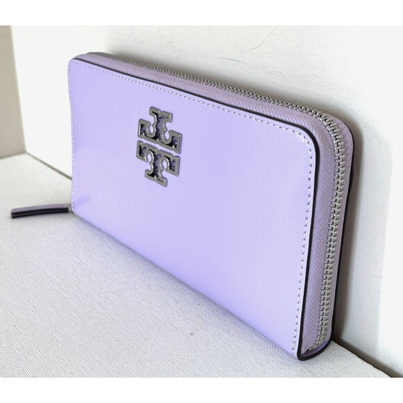 New Tory Burch Britten Patent Zip Continental Wallet Lavender with Card Holder - Picture 3 of 8